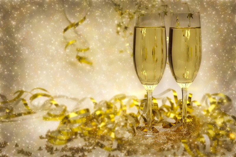 fizz, household equipment, wineglass, end of year, refreshment, drink, champagne flute, congratulations, 2018, freshness, new year, relaxation, glass, glass - material