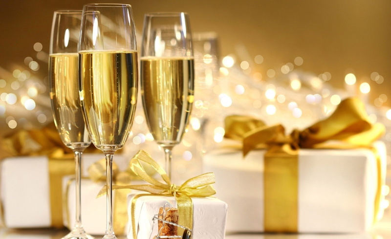 drinking glass, 1080P, refreshment, food and drink, Holidays, wealth, celebration, container, glass - material, three, New Year, Champagne, no people