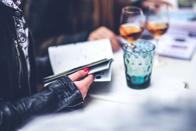 hobby, holding, drink, people, business, man, portable information device, laptop, luxury, magazine, wireless technology, glass, connection, adult, technology