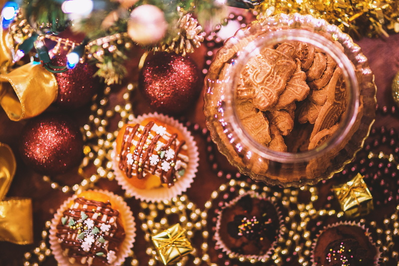 muffins, 4K, Christmas ornaments, cookies