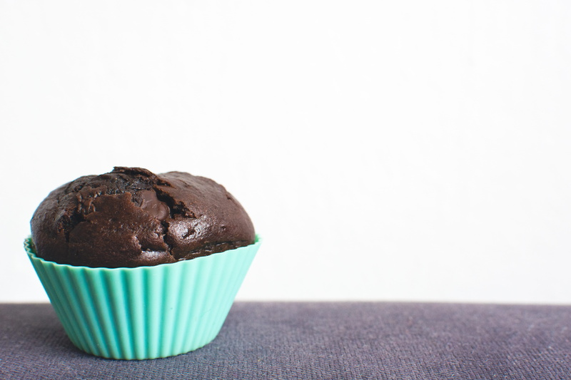 homemade, brown, indulgence, copy space, no People, baked, refreshment, cake, studio shot, sweet, chocolate, dessert, freshness, Dark, unhealthy Eating