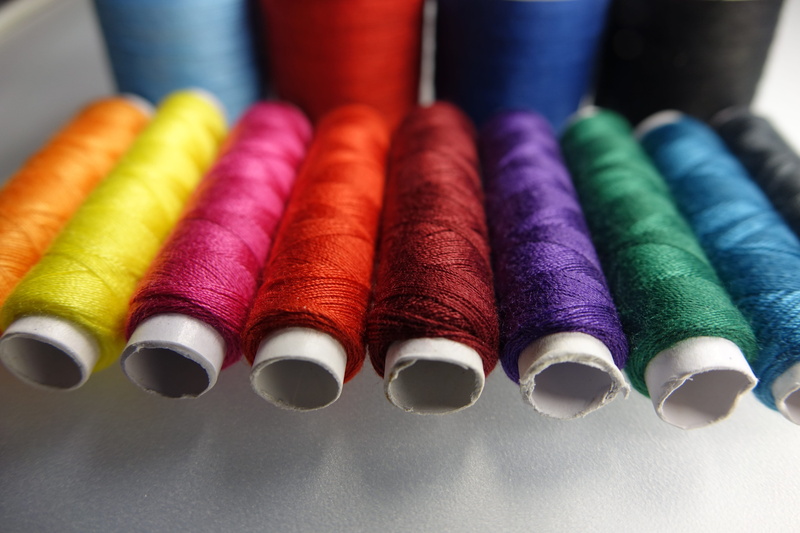textile, spool, color, close-up, still life, purple, Colorful, yarn, craft, Hand, variation, multi colored, thread, focus on foreground, indoors, 5K, threads