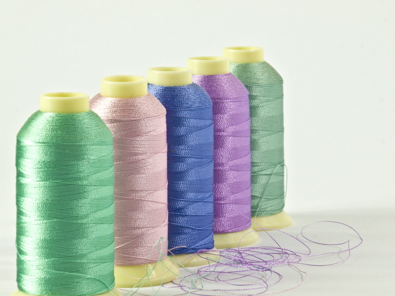 bottle, textile, yarn, 2K, choice, medium group of objects, nähutensilien, clean, group, textile industry, close-up, white background, no people, thread