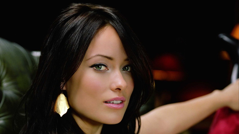 earrings, teenager, close-up, contemplation, gold, face, woman, green eyes, Olivia Wilde, looking at camera, colored, closeup, indoors, beautiful woman