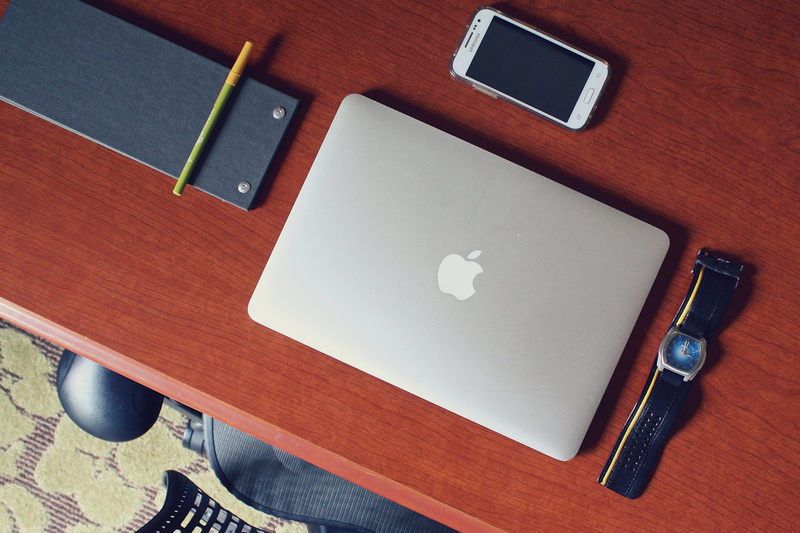 technology, mobile, telephone, laptop, business, education, paper, electronic, indoors, cell, screen, keyboard, hotel, watch, modern, wireless technology