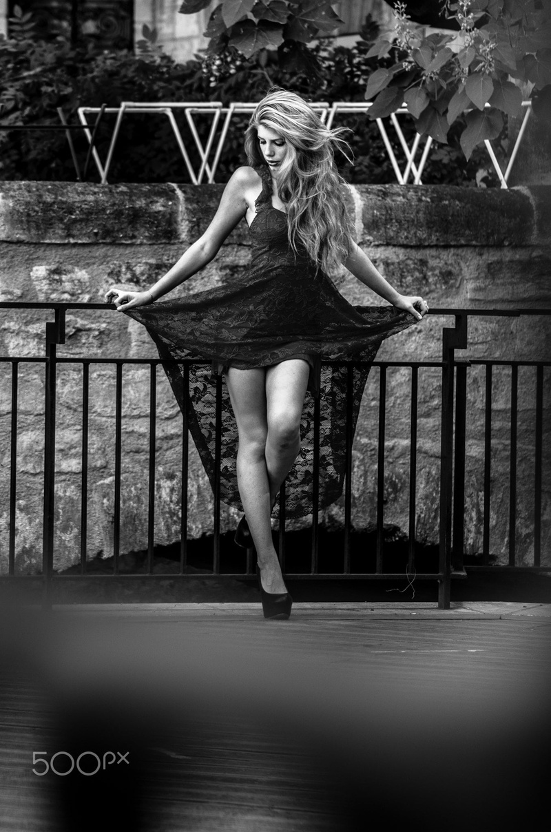 monochrome, young adult, dress, lifestyles, day, legs, beautiful woman, clothing, 1080P, fashion, hairstyle, adult, full length, real people, leisure activity