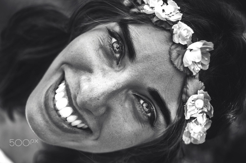 emotion, human face, real people, mouth open, leisure activity, 1080P, flower, monochrome, body part, adult, close-up, smiling, women, young adult, lifestyles