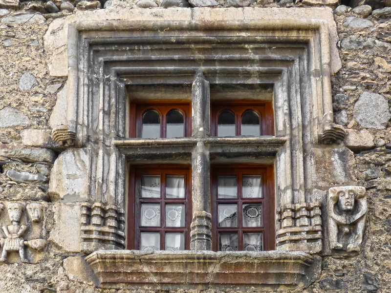 human representation, day, facade, arties, sculpted stone, travel destinations, building, creativity, craft, architecture And Buildings, representation