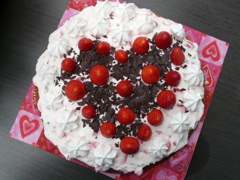 cream, pink, celebration, baked, strawberry cake, garnish, delicious, temptation, berry fruit, birthday, favorite, cake, food and drink, strawberry, bake