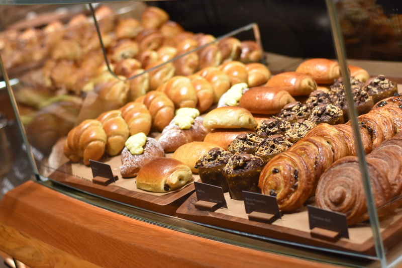 ready-to-eat, still life, healthy eating, food and drink, food, for sale, indoors, market stall, market, temptation, starbucks reserve, business, seattle
