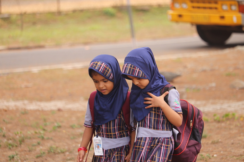 standing, 5K, casual clothing, childhood, innocence, girls, school baby, bonding, hijab, outdoors, brother, islamic girl, muslims, religion, field, leisure activity