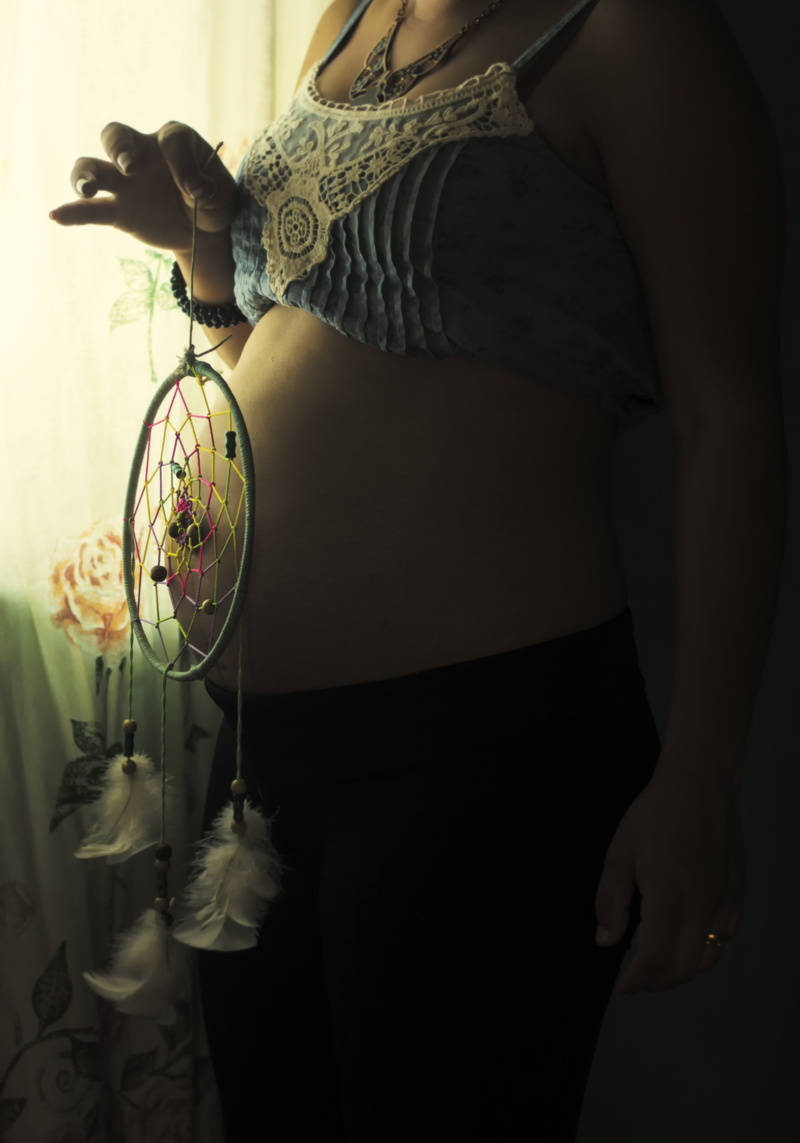 mexico, lifestyles, adult, baby, three quarter length, anticipation, pregnant, real people, hand, one person, women, girl, human abdomen, standing, clothing