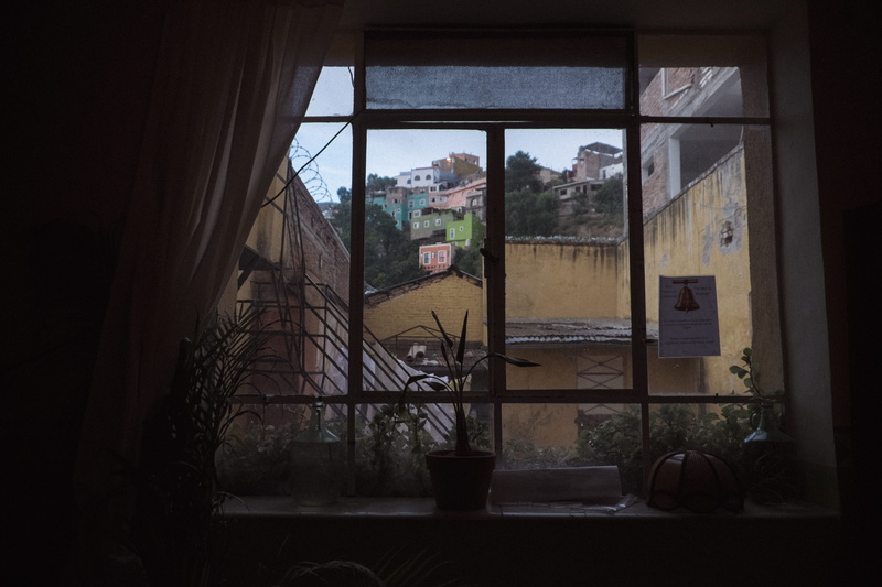 nature, city, built structure, building, abandoned, plants, house, architecture, mexico, guanajuato, tree, glass, old, sky, deterioration, residential district