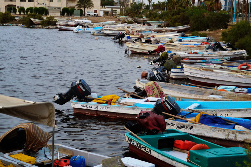 2K, outdoors, rowboat, mode of transportation, transportation, moored, fishing boat, jeddah, pollution, port, fishing industry, old, fishing, harbor, no people