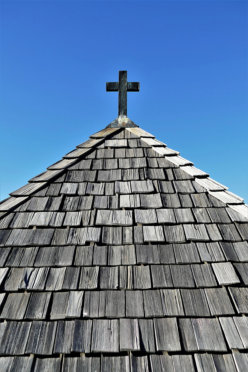 building, nature, no people, low angle view, finial, place of worship, 5K, black, skeis, architecture, clear sky, wood shingles, day, religion, directly below