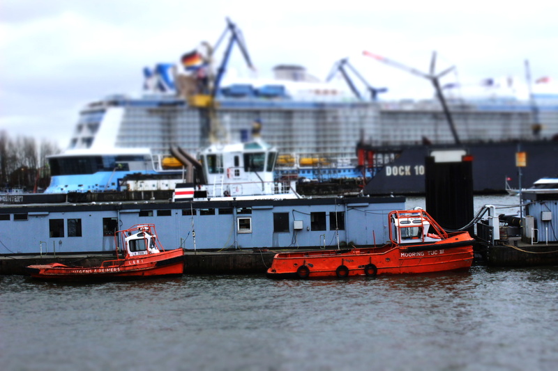 ovation seas, selective focus, waterfront, transportation, river, water, outdoors, hamburg, elbe, port, nature, cruise ship, hamburg port, no people, sky