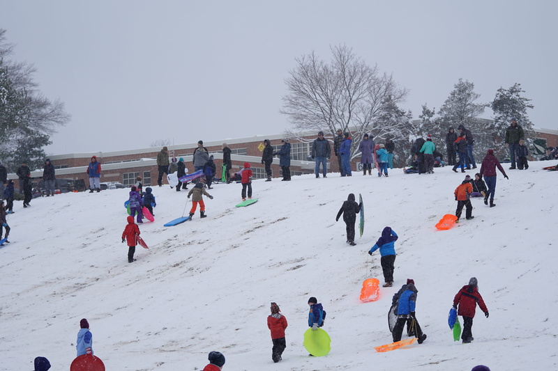 tire, outdoors, sleeve, apparel, slide, 5K, snow, person, ice, winter, land, human, slope, toy, lifestyles, tree, warm clothing, men, covering, group of people