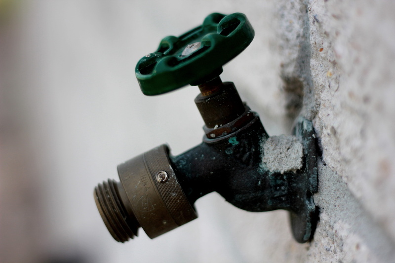 closeup, Plumbing, metal, indoors, glove, 5K, aggression, Faucet, rusty, focus on foreground, cold temperature, day, green color, old, gray, holding, snow