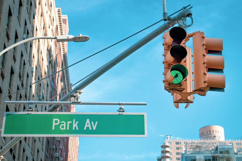 street light, communication, stoplight, neighborhood, nature, light, road, architecture, sign, sky, traffic, day, 5K, traffic light, travel, building exterior