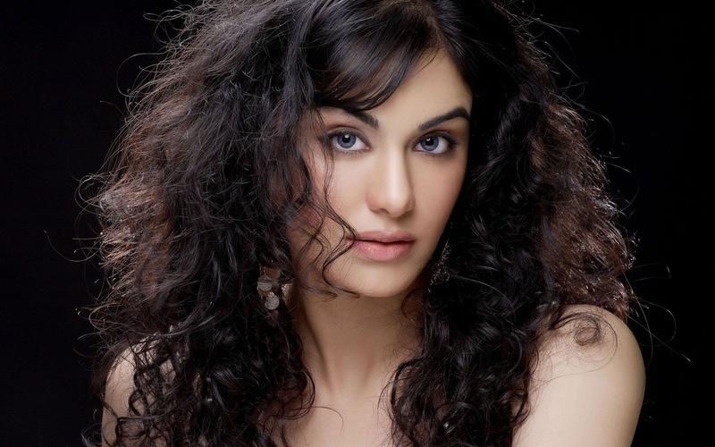 2K, adah, india, actress, fashion, brunettes, faces, sharma, women, bollywood