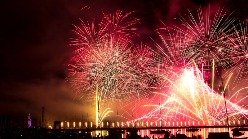 explosive material, night, holiday, event, new year, long-exposure photography, public event, fireworks, celebration, midnight, reflection, pyrotechnics
