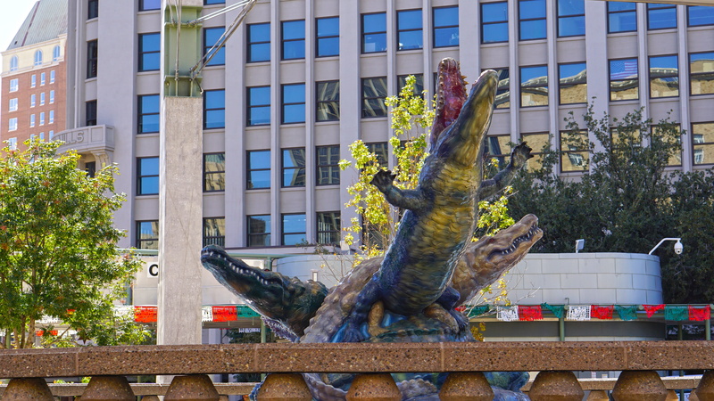 urban, el paso, texas, building, san jacinto plaza, 5K, built structure, animal representation, statue, nature, city, building exterior, animal themes
