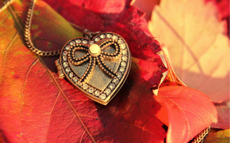 crystal, autumn, heart, nature and landscapes, embellished, pendant, shaped, beads, leaves, silver, 1080P