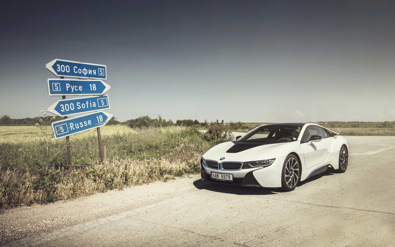 the front wheels, 2K, sun, sky, bmw, shadow, signs, BMW i8