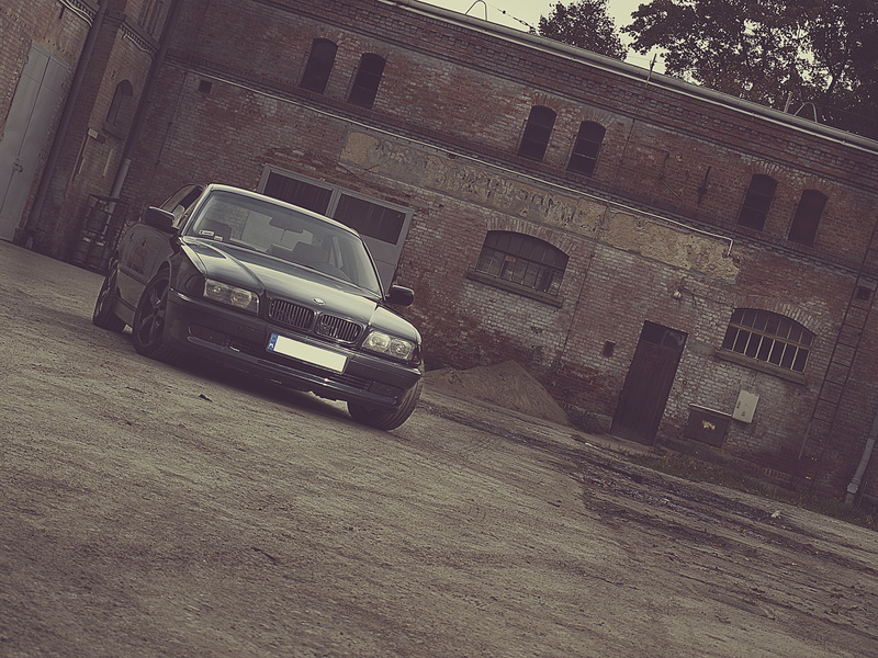outdoors, motor vehicle, bmw e38, travel, building, architecture, road, day, transportation, black, sedan, BMW, 750il, window, nature, building exterior