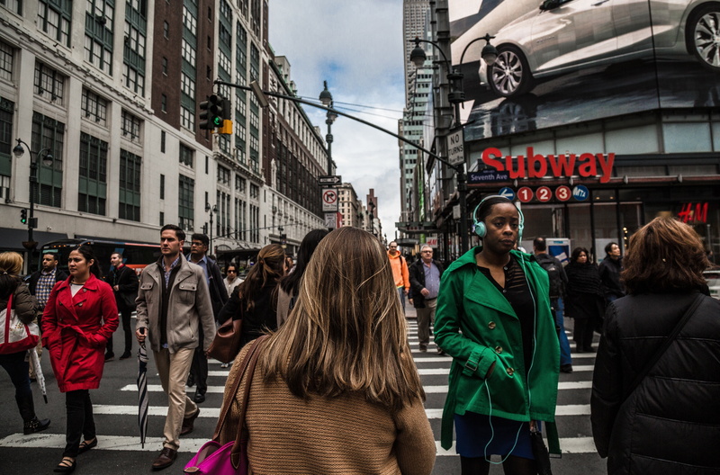 day, busy, woman, leisure activity, mid adult, group of people, lane, city, city street, outdoors, pedestrian, adult, lifestyles, women, walking, crowd