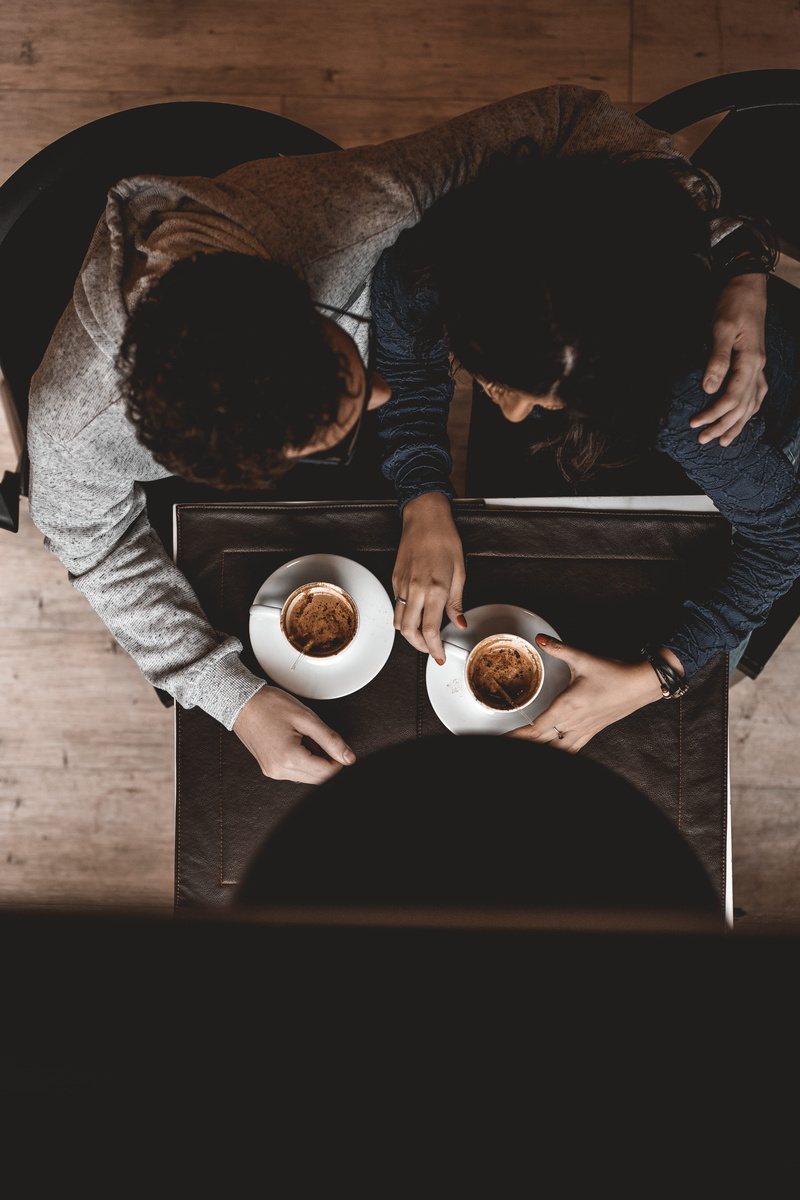 coffee, young Adult, good time, romance, caucasian Ethnicity, friendship, heterosexual Couple, dating, drink, coffee shop, break, togetherness, smiling