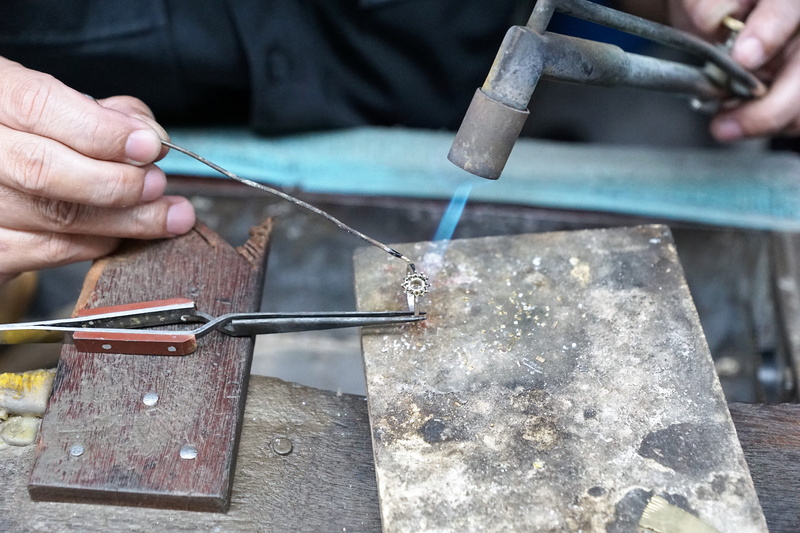 bangkok, master, arrows, bank, making, finger, art, workshop, hand, manufactory, one person, skill, silver colored, indoors, thailand, solder, ring, hand labor