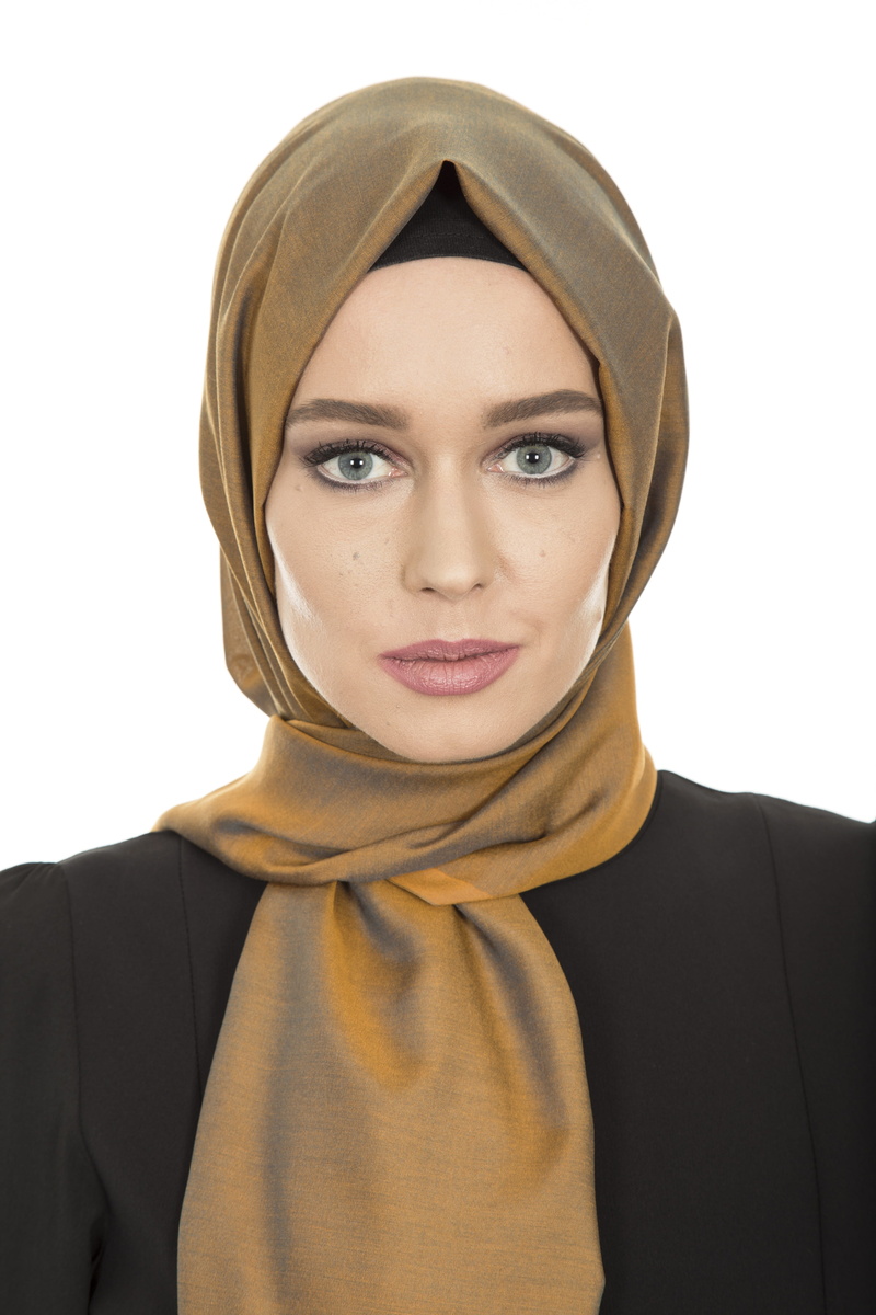 one person, religion, indoors, front view, islam, young adult, 5K, beauty model, headdress, studio shot, women, head cover, brown, young girl, design