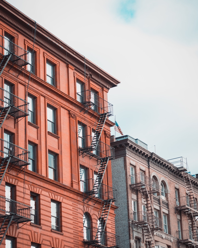 building exterior, staircase, clear sky, built structure, history, nature, new york city, architecture, window, nyc, fire escape, 4K, residential district