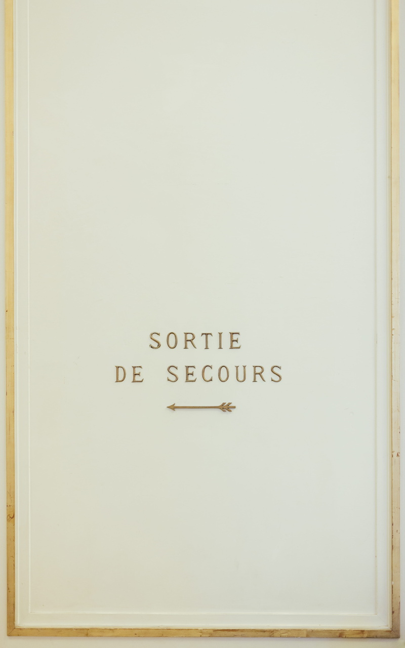 western script, sortie, france, house of potocki, information, entrance, french sign, communication, luxury, paris, text, arrow, close-up, detail, minimal