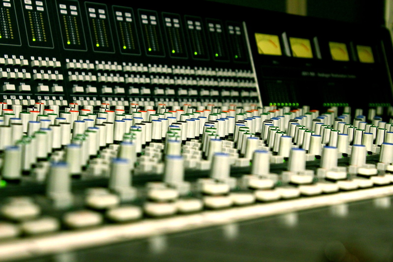 digital, control, 5K, keypad, equalizer, arts culture and entertainment, radio station, sound, indoors, communication, sound mixer, no people, console