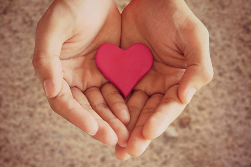 love, hands, hand, real people, full screen, mood, girl, heart shape, finger, focus on foreground, fullscreen, human body part, creativity, background
