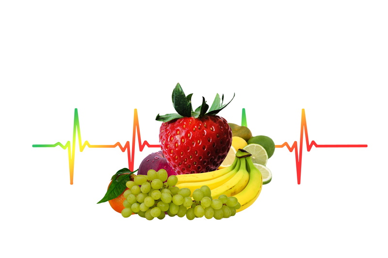 studio shot, heart rate, ripe, vitamins, 5K, pulse, heart, protection, indoors, grapes, berry fruit, food and drink, yellow, food, healthy eating, copy space