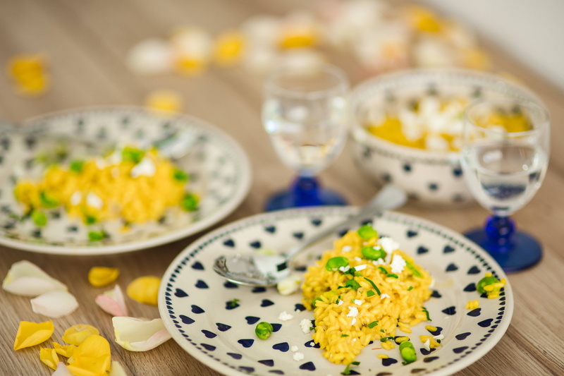 yellow, food And Drink, indoors, hearts, blue, wellbeing, broad, romantic, drink, restaurant, design, ready-to-eat, cute, selective focus, herb, flowers