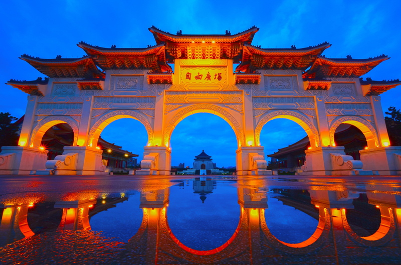 place airport, photo, arc, nature, brown, chung cheng age reading hall, outdoors, night, travel destinations, the past, tourism, gate, illuminated, architecture