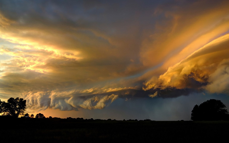 no people, 1080P, sky, landscape, beauty in nature, orange color, tranquility, non-urban scene, idyllic, silhouette, outdoors, storm, power in nature