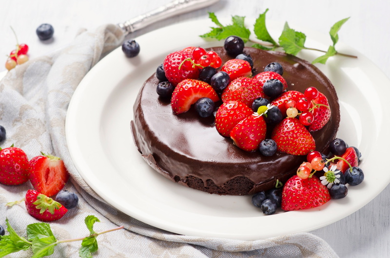 mint leaf - culinary, cake 4k high res, ready-to-eat, red currant, close-up, food, plate, blueberry, strawberry, still life, temptation, baked