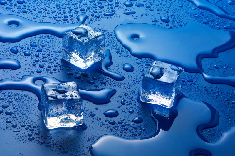 nature, indoors, no people, cubes, silver colored, close-up, blue, purple, shiny, colored background, clean, cleaning, purity, three, water, studio shot
