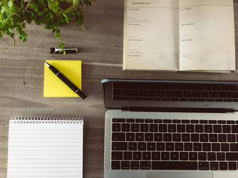 computer keyboard, paper, computer hardware, text, 4K, book, workspace, indoors, grondgen, connection, no people, near, diary, page, hardware, note pad