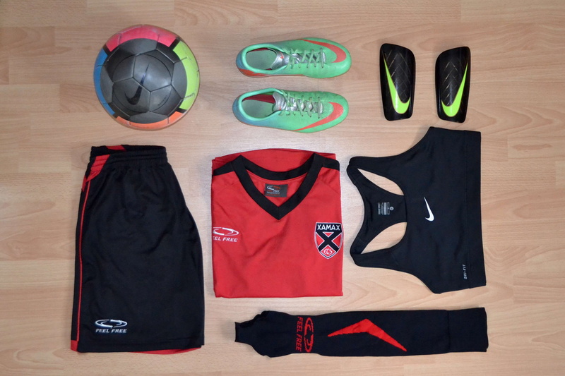 sport, flooring, arrangement, equipment, soccer, shoes, sports clothing, fashion, still life, no people, directly above, nike, multi colored, large group of objects
