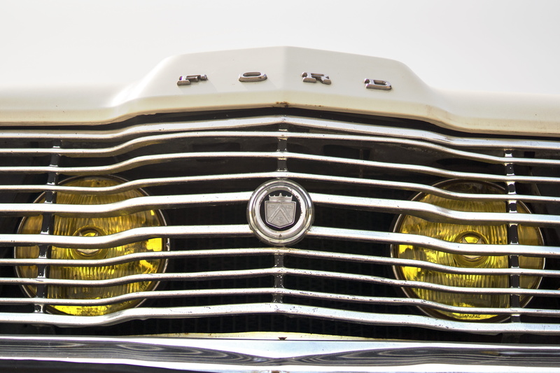 technology, calender, hood, 5K, protection, full frame, alloy, shiny, silver colored, day, ford, mode of transportation, steel, headlight, chrome-plated steel