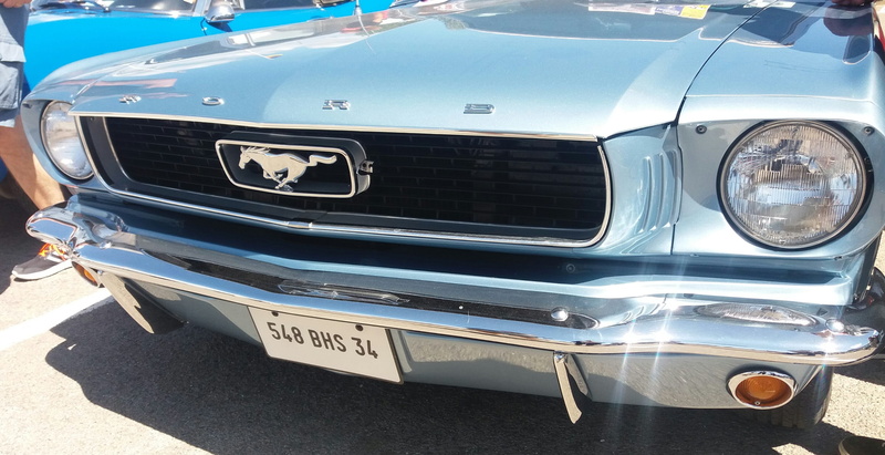 chrome, nature, motor vehicle, transportation, Calender, western script, Mustang, Car, metal, stationary, bumper, text, 2K, outdoors, day, sunlight, mode of transportation
