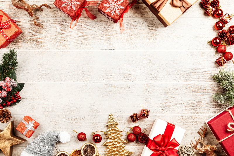 5K, board, decoration, ribbon - sewing item, christmas tree, box, black, old, blackboard, christmas, no people, red, table, seasonal, lay, frame, chalkboard