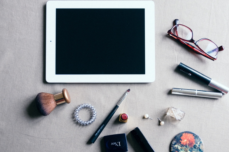 red, cosmetics, fashion, shop, business, woman, tablet, product, directly above, beautiful, layout, computer, clothes, indoors, black, communication, personal accessory