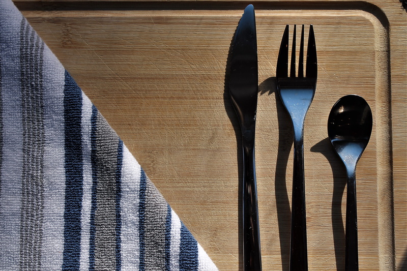 no people, tool, work tool, 4K, metal, indoors, sharp, eat, close-up, food, layout, kitchen, pattern, still life, sunlight, backround, silverware, textile